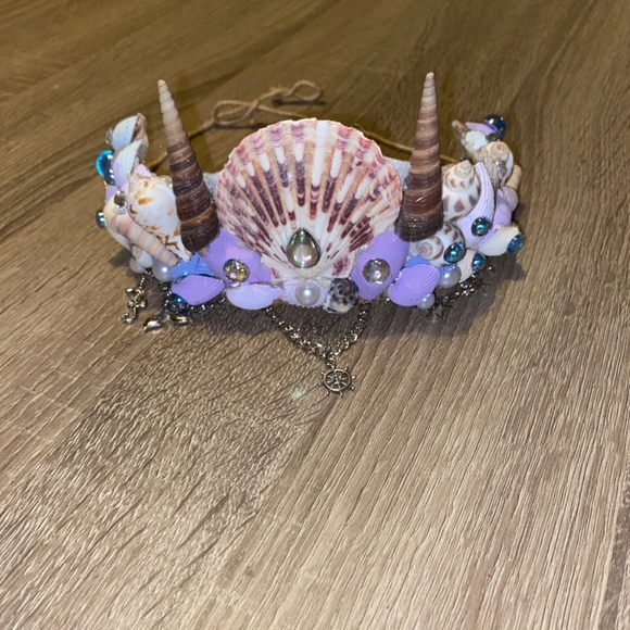 Sold out - Picture 3 of 17